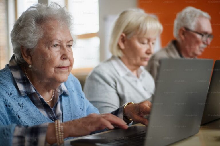 Senioren am Computer